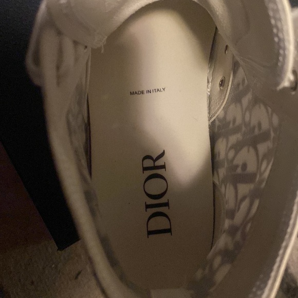 I just need the money I should have never bought these but only wore them 3x - Picture 2 of 3